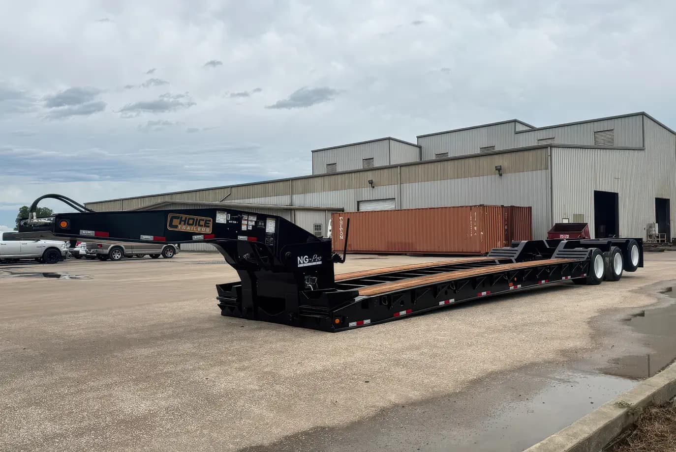 355NG3 Base Model Lowboy Trailer