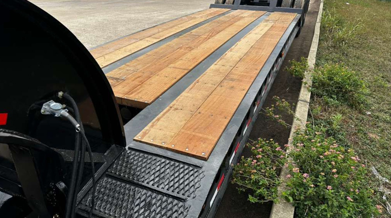 Trailer Redecking